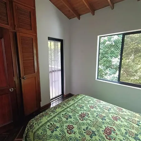 Casa Campestre Poblado Para 9 Medellin Exterior photo