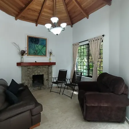 Casa Campestre Poblado Para 9 Medellin Exterior photo