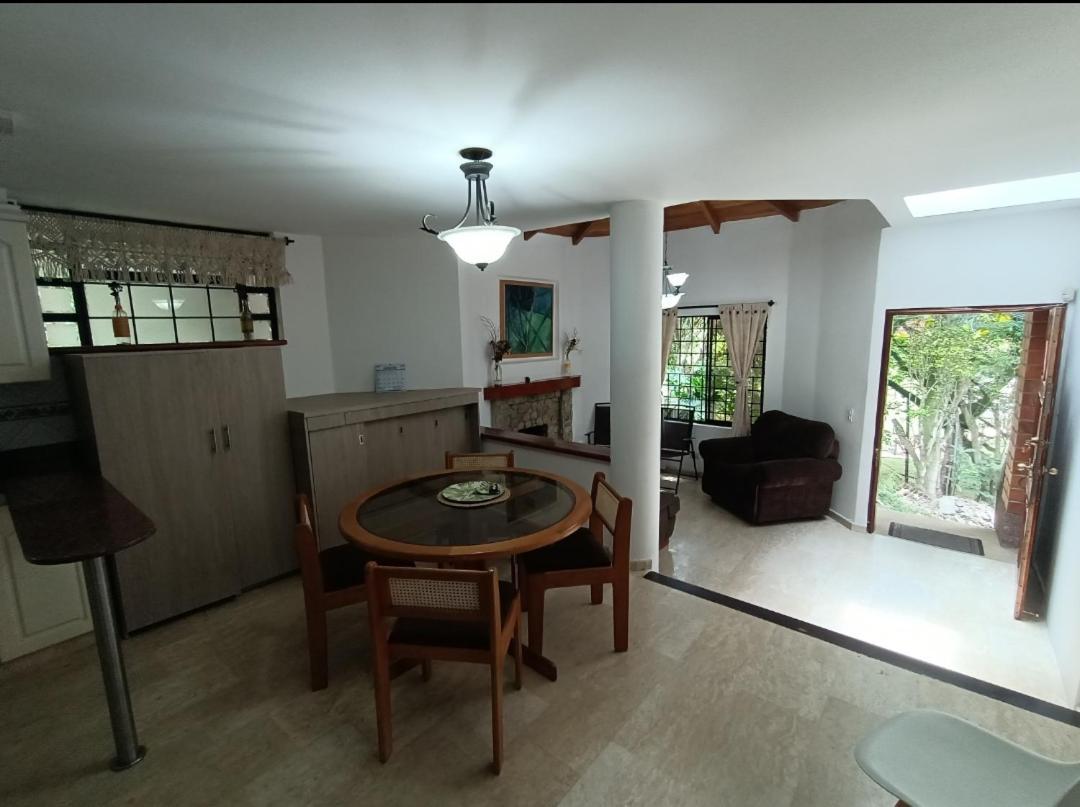 Casa Campestre Poblado 9 * Medellin
